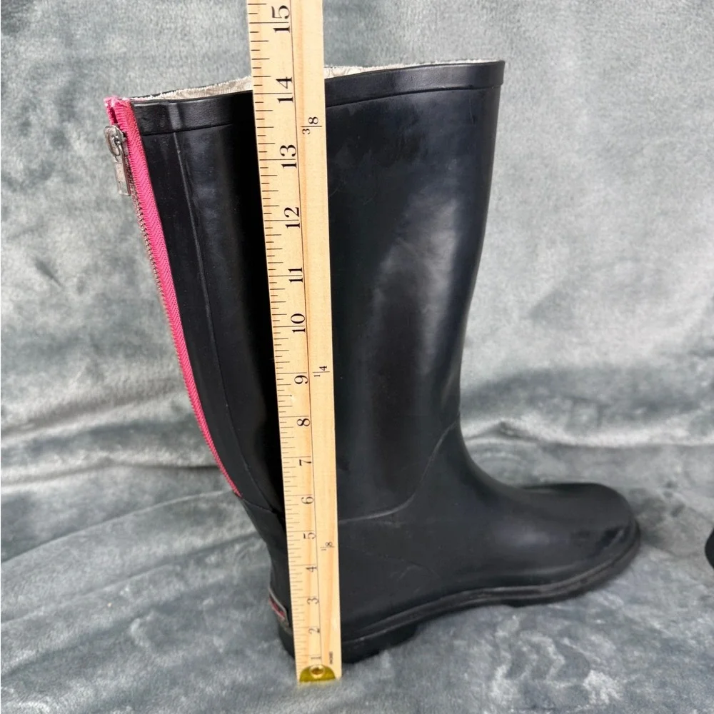 chooka stride confidently